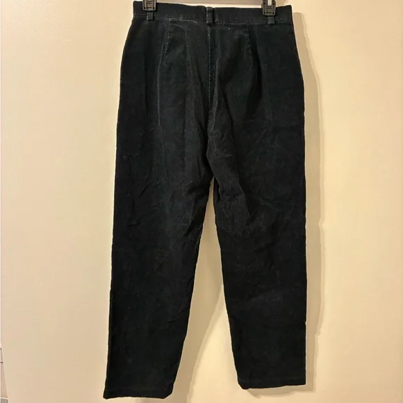 Dockers Vintage Women's Black Corduroy Pants - Picture 2 of 3